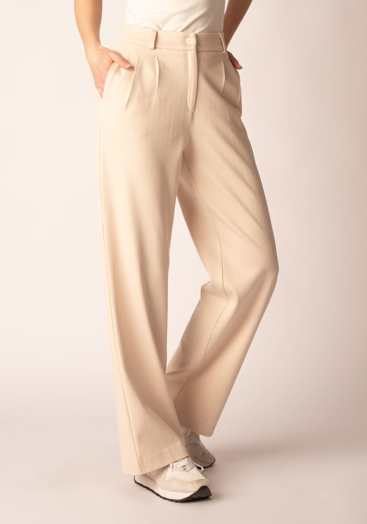 Women's Straight Leg Herringbone Pant - Ecru